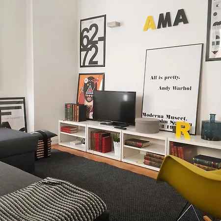 Camoes Square Chiado Apart Διαμέρισμα *